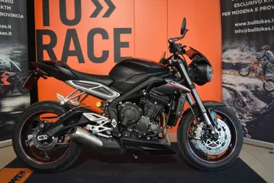 Triumph Street Triple RS (2017 - 19) usata