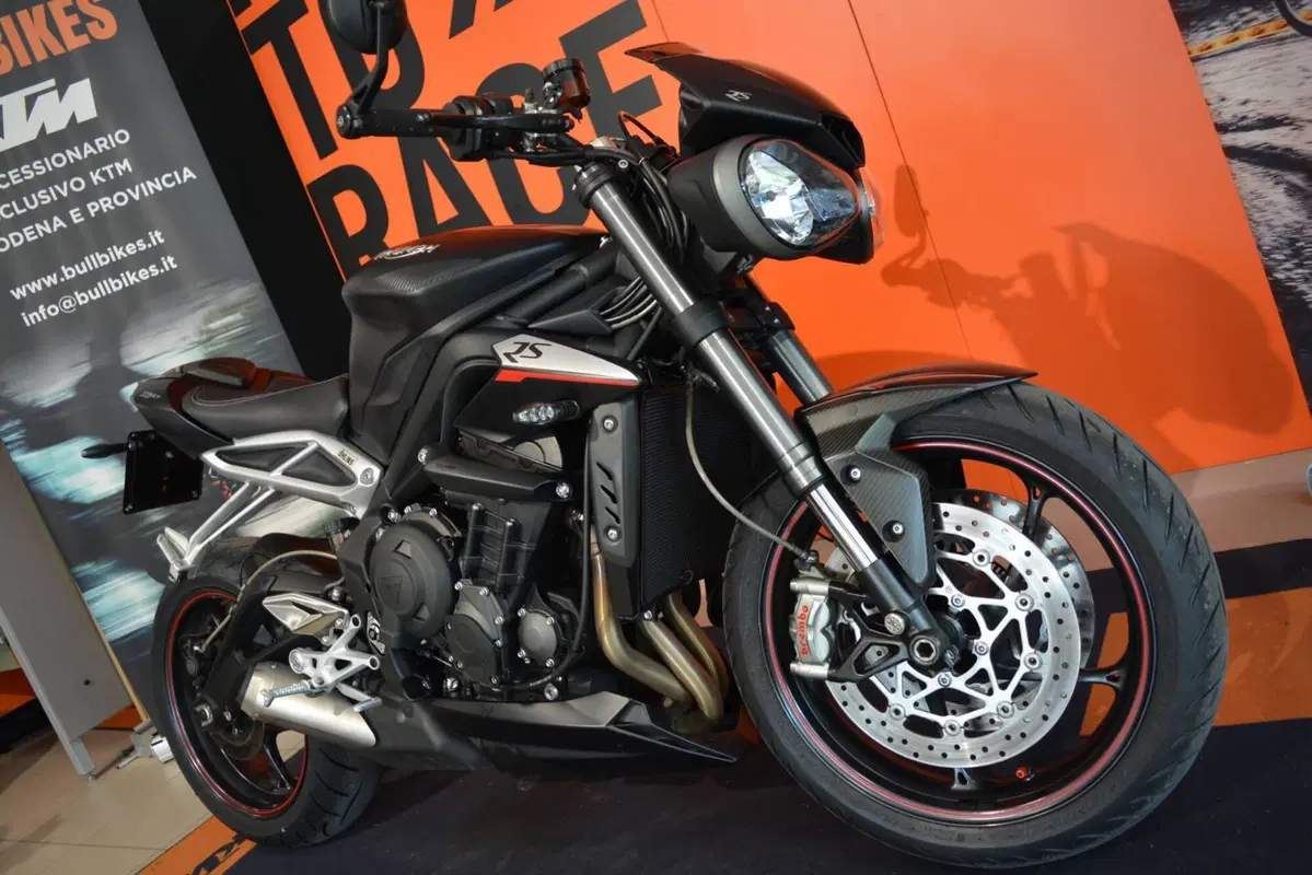 Triumph Street Triple RS (2017 - 19) (3)