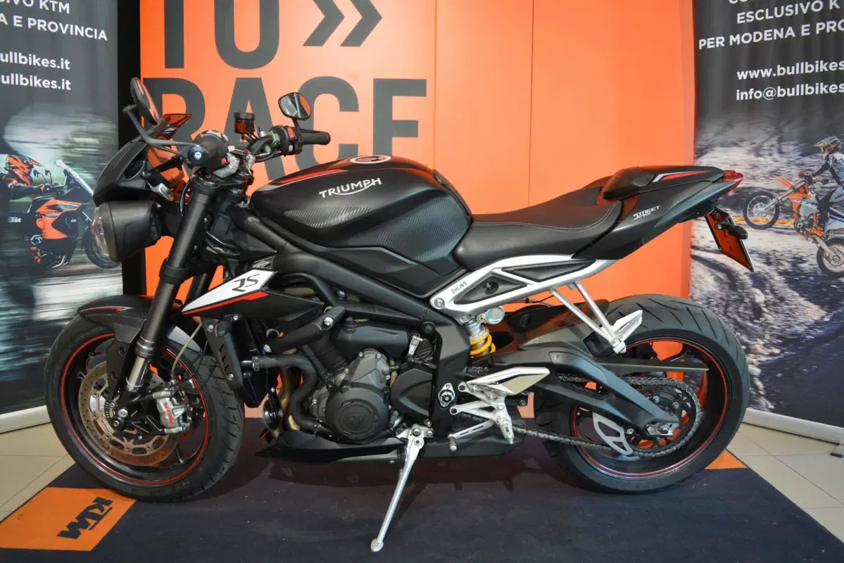 Triumph Street Triple RS (2017 - 19) (2)