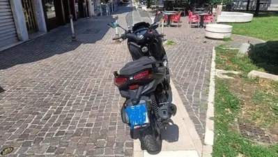 Yamaha X-Max 125 Tech Max (2021 - 24) usata