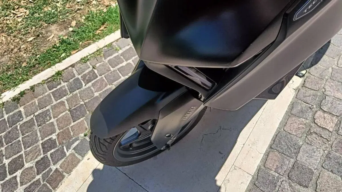 Yamaha X-Max 125 Tech Max (2021 - 24) (9)