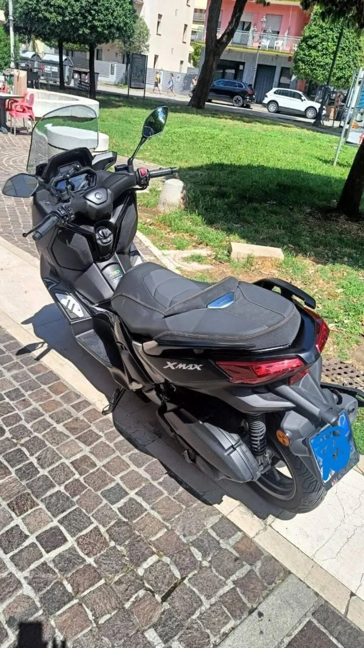 Yamaha X-Max 125 Tech Max (2021 - 24) (10)