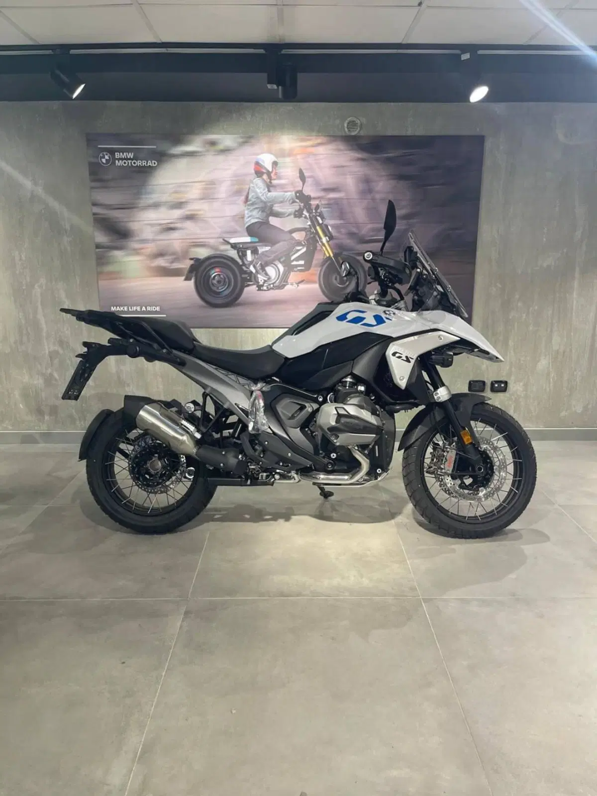 Bmw R 1300 GS (2023 - 26) (2)