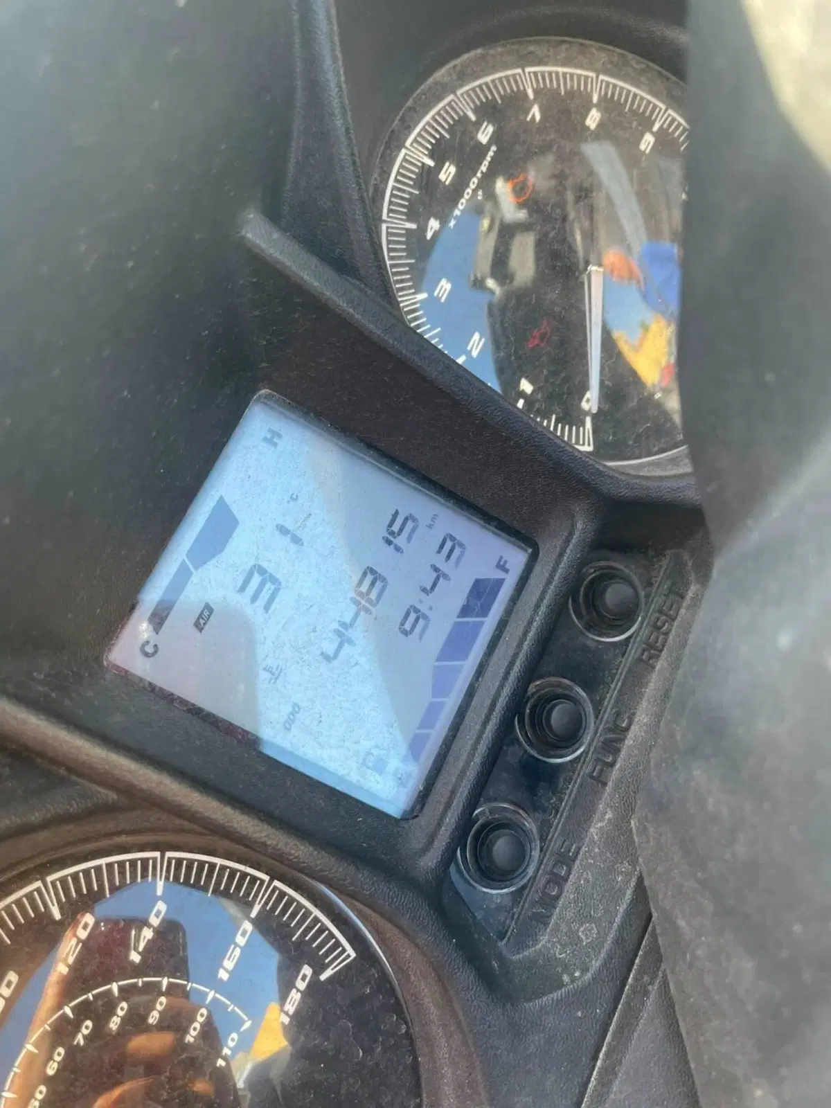 Kymco X-Town 300i ABS (2016 - 20) (3)