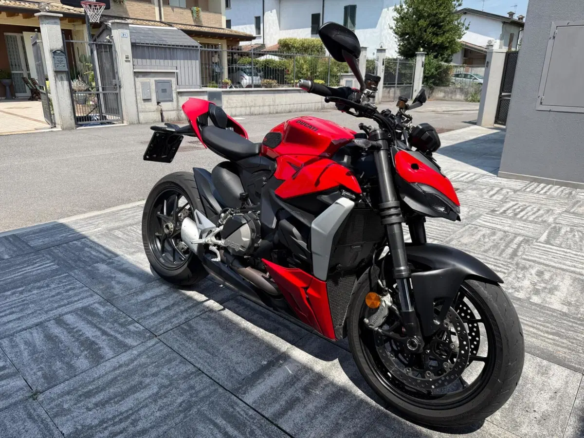 Ducati Streetfighter V2 (2022 - 24) (2)