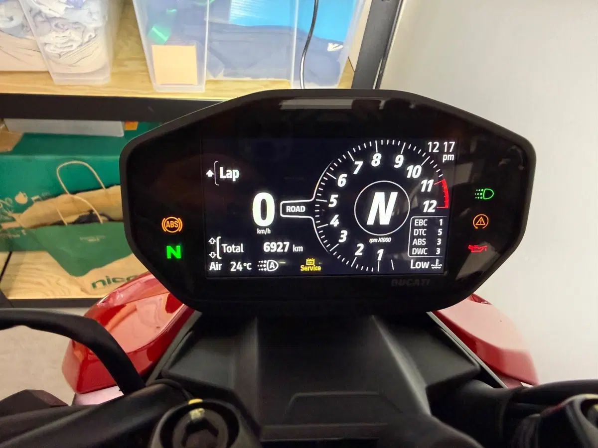Ducati Streetfighter V2 (2022 - 24) (5)