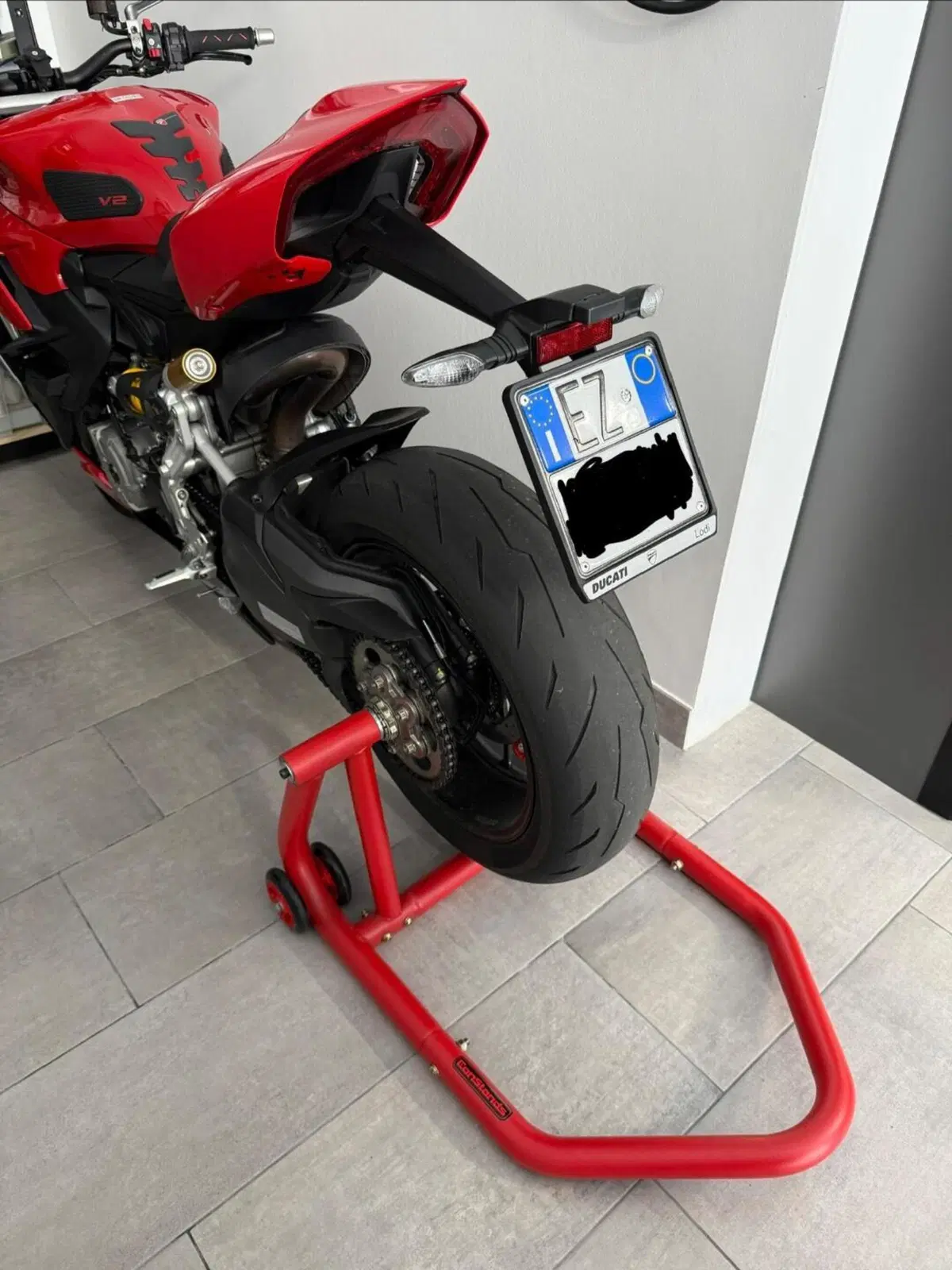 Ducati Streetfighter V2 (2022 - 24) (6)