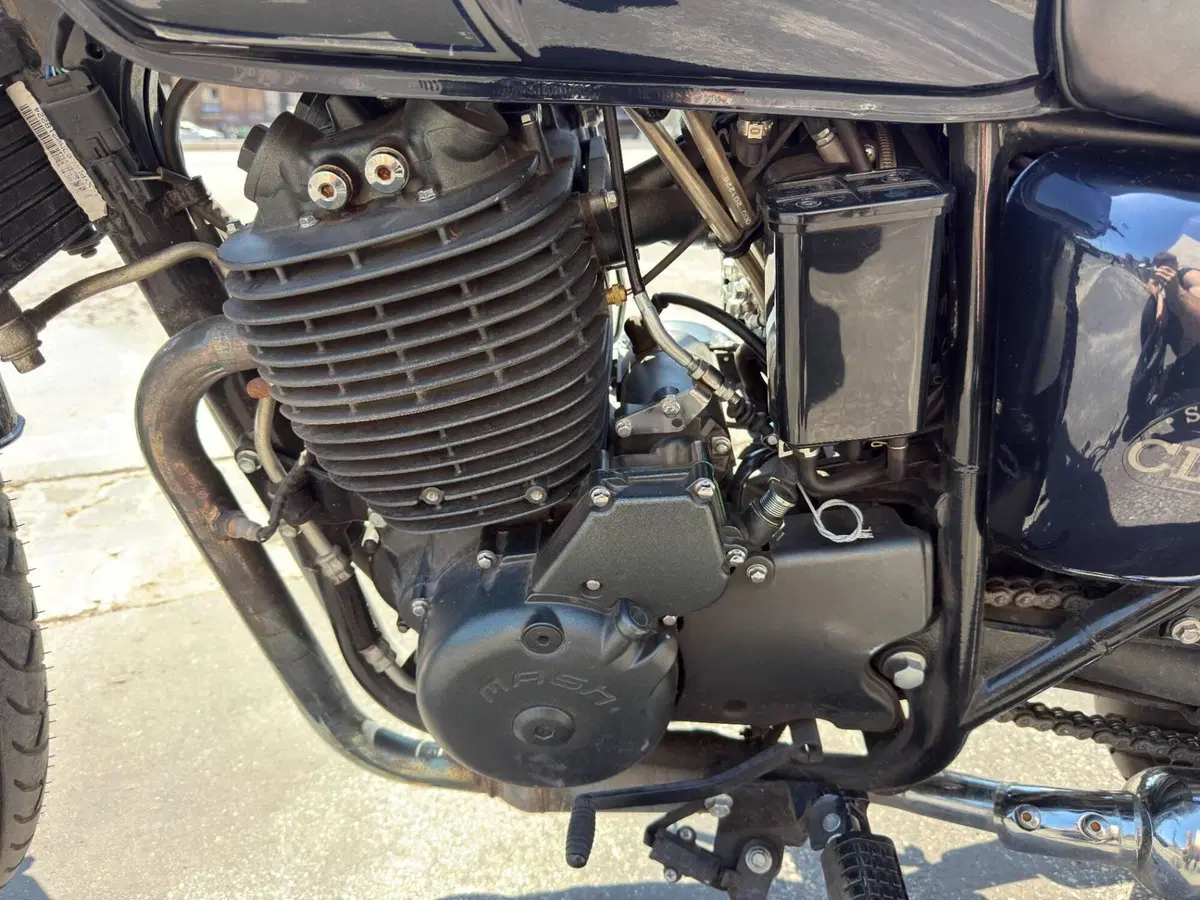 Mash Italia Six Hundred 650 (2021 - 25) (5)