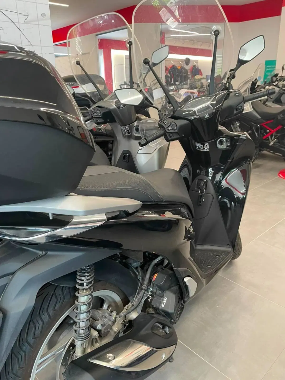 Honda SH 150i (2020 - 23) (5)