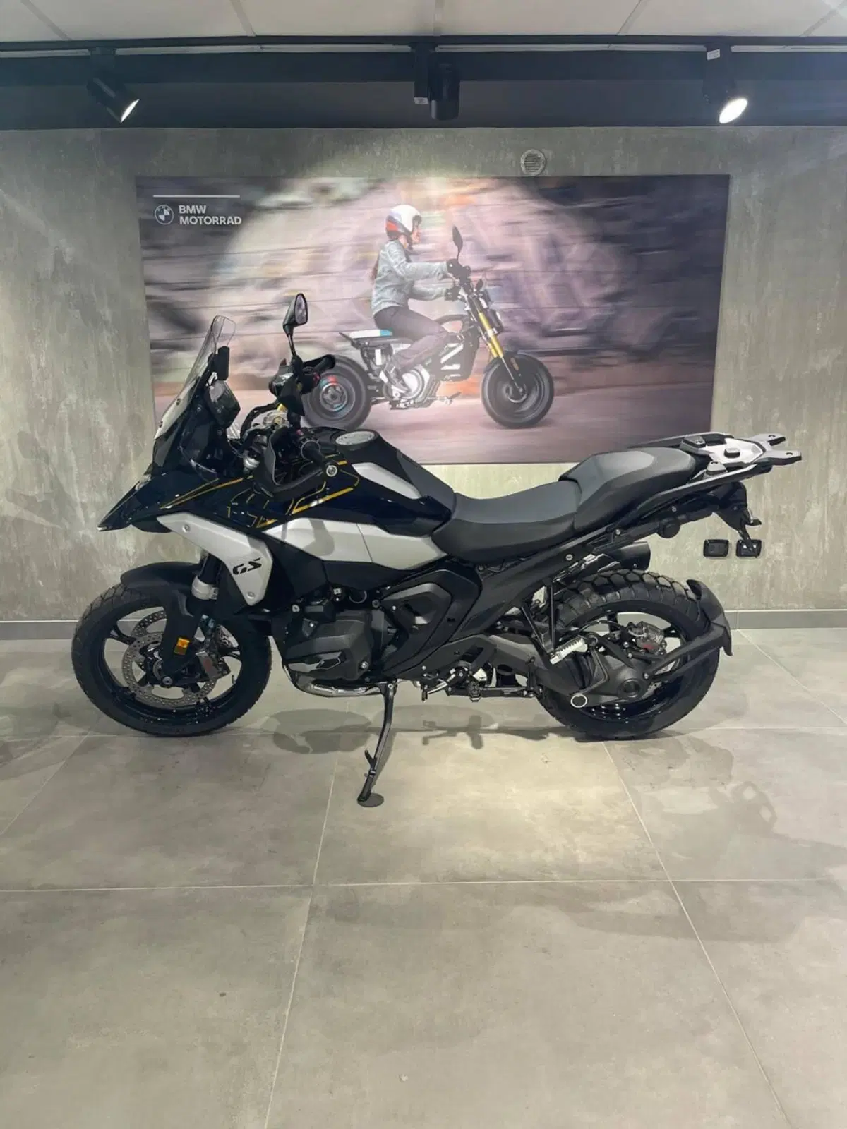 Bmw R 1300 GS Option 719 Tramuntana (2023 - 26) (4)