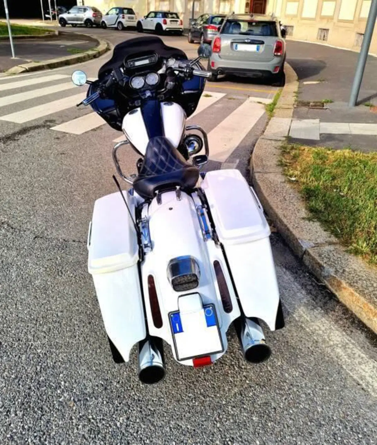 Harley-Davidson 1800 Road Glide Custom (2013) - FLTRXSE (5)