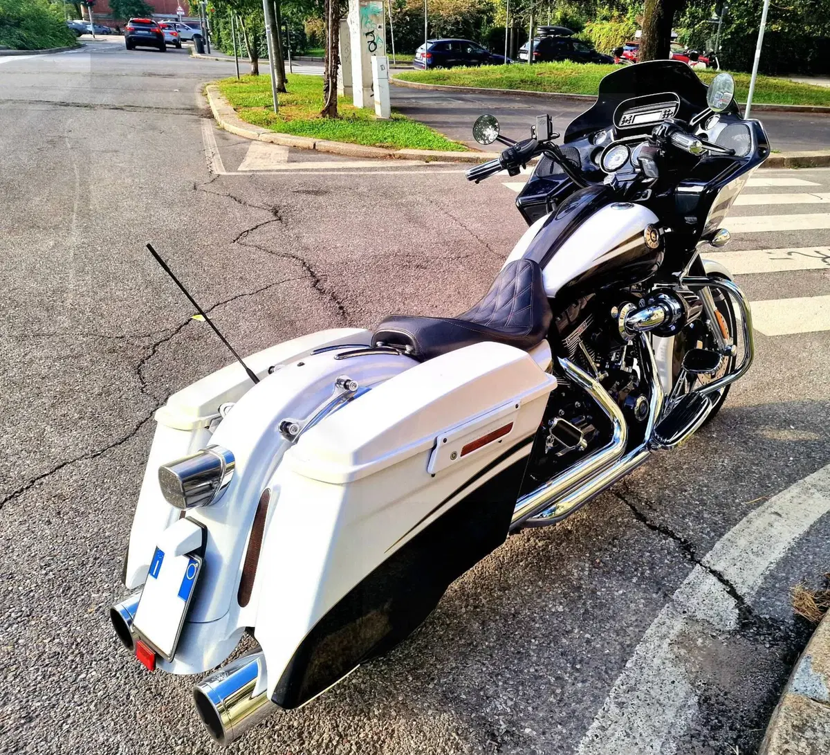 Harley-Davidson 1800 Road Glide Custom (2013) - FLTRXSE (9)