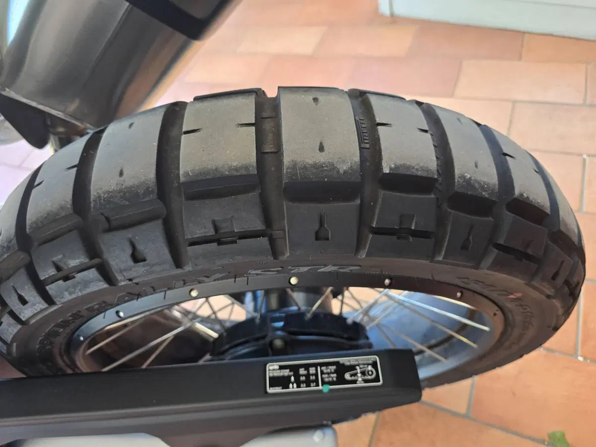 Aprilia Tuareg 660 (2025 - 26) (10)