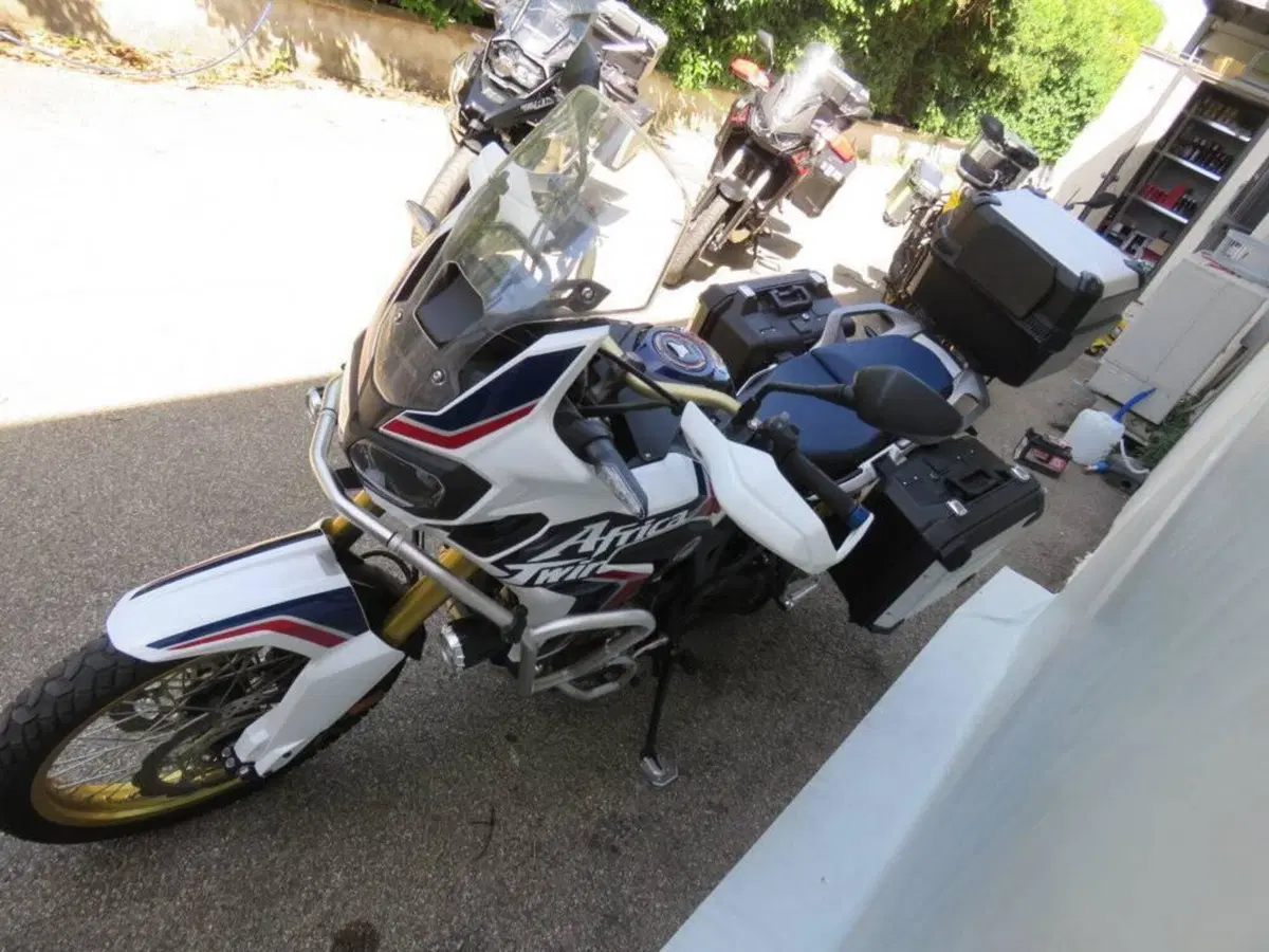 Honda Africa Twin CRF 1000L (2016 - 17) (6)