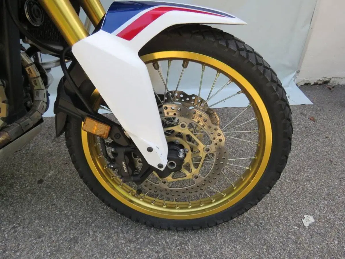Honda Africa Twin CRF 1000L (2016 - 17) (7)