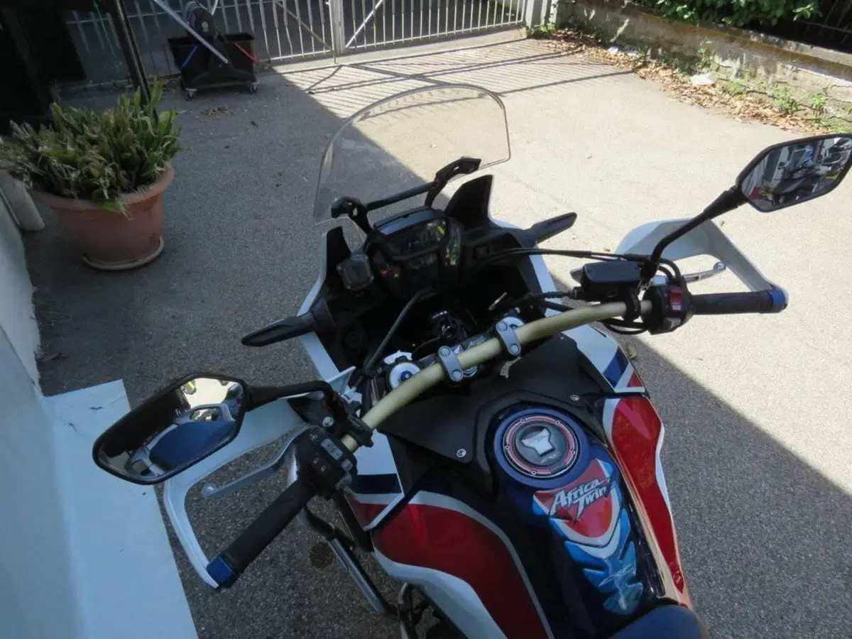 Honda Africa Twin CRF 1000L (2016 - 17) (12)