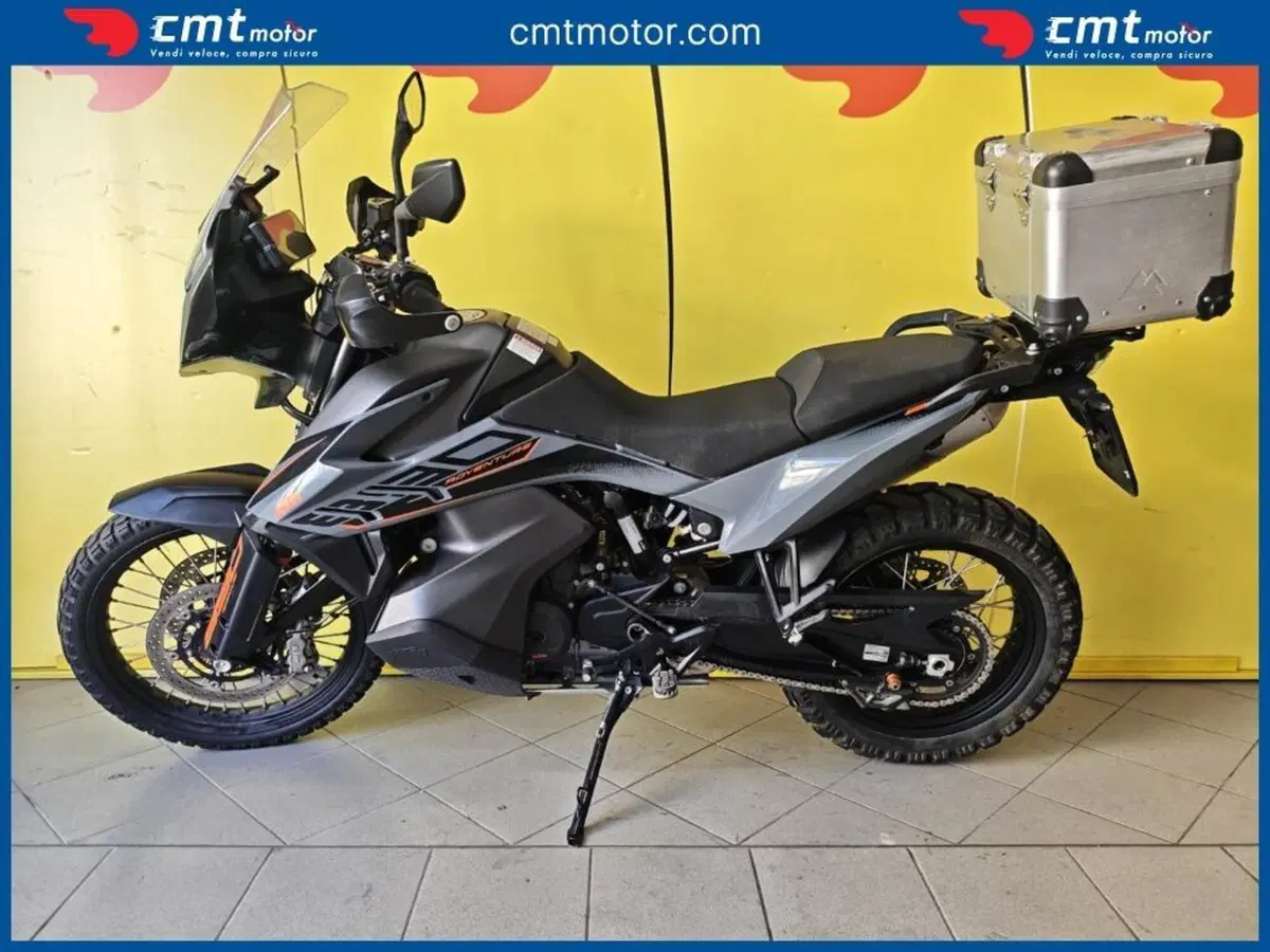 KTM 890 Adventure (2022) (3)