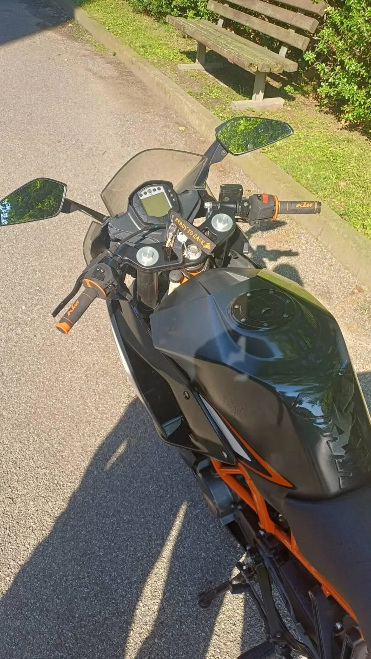 KTM RC 125 ABS (2015 - 16) (4)