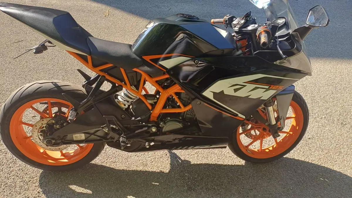 KTM RC 125 ABS (2015 - 16) (2)