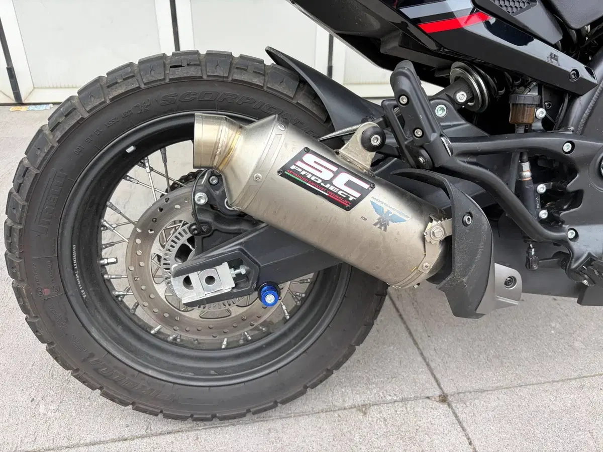 Moto Morini X-Cape 650 Alloy Wheels (2021 - 26) (4)