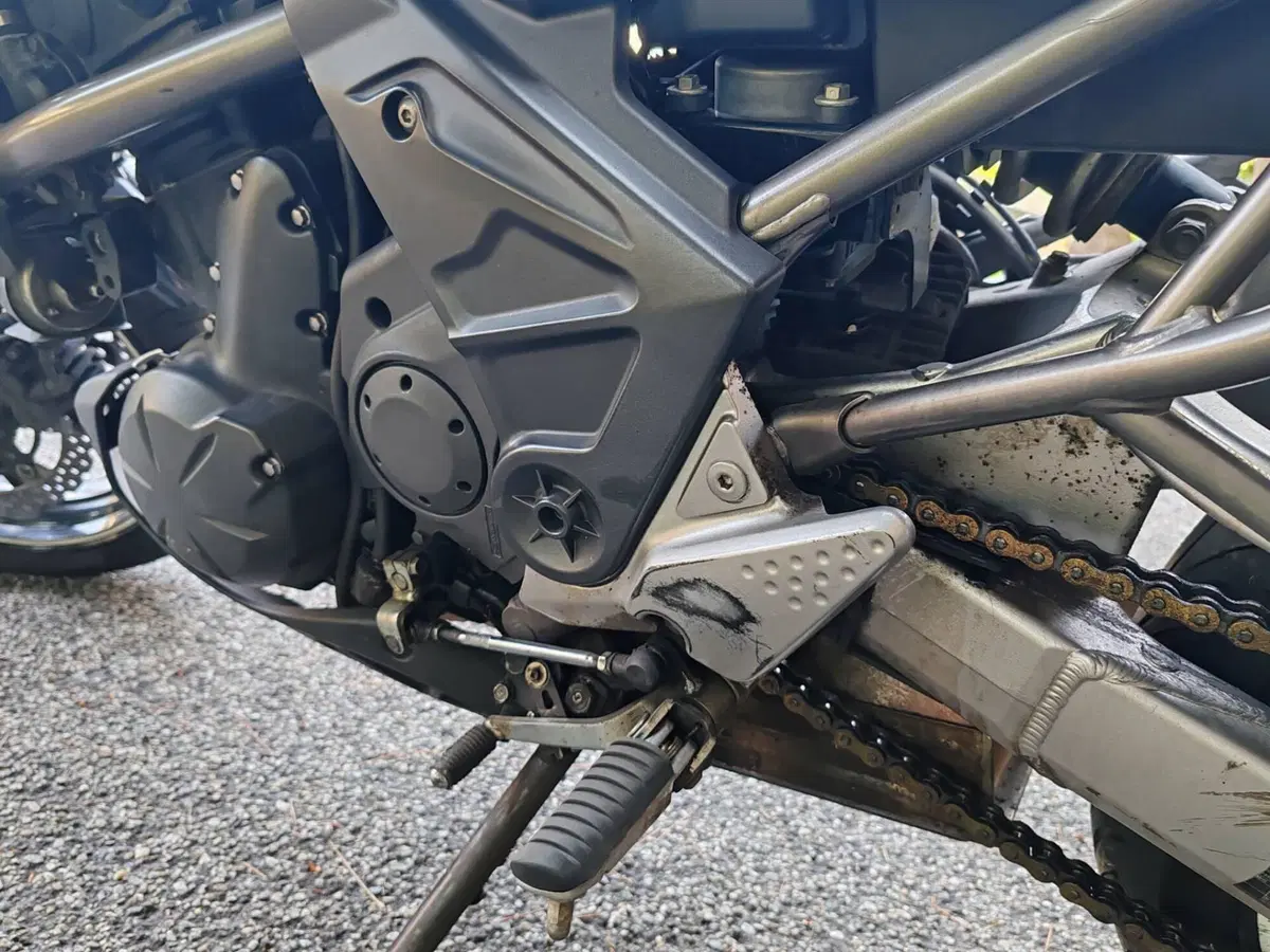 Kawasaki Versys 650 ABS (2010 - 14) (18)
