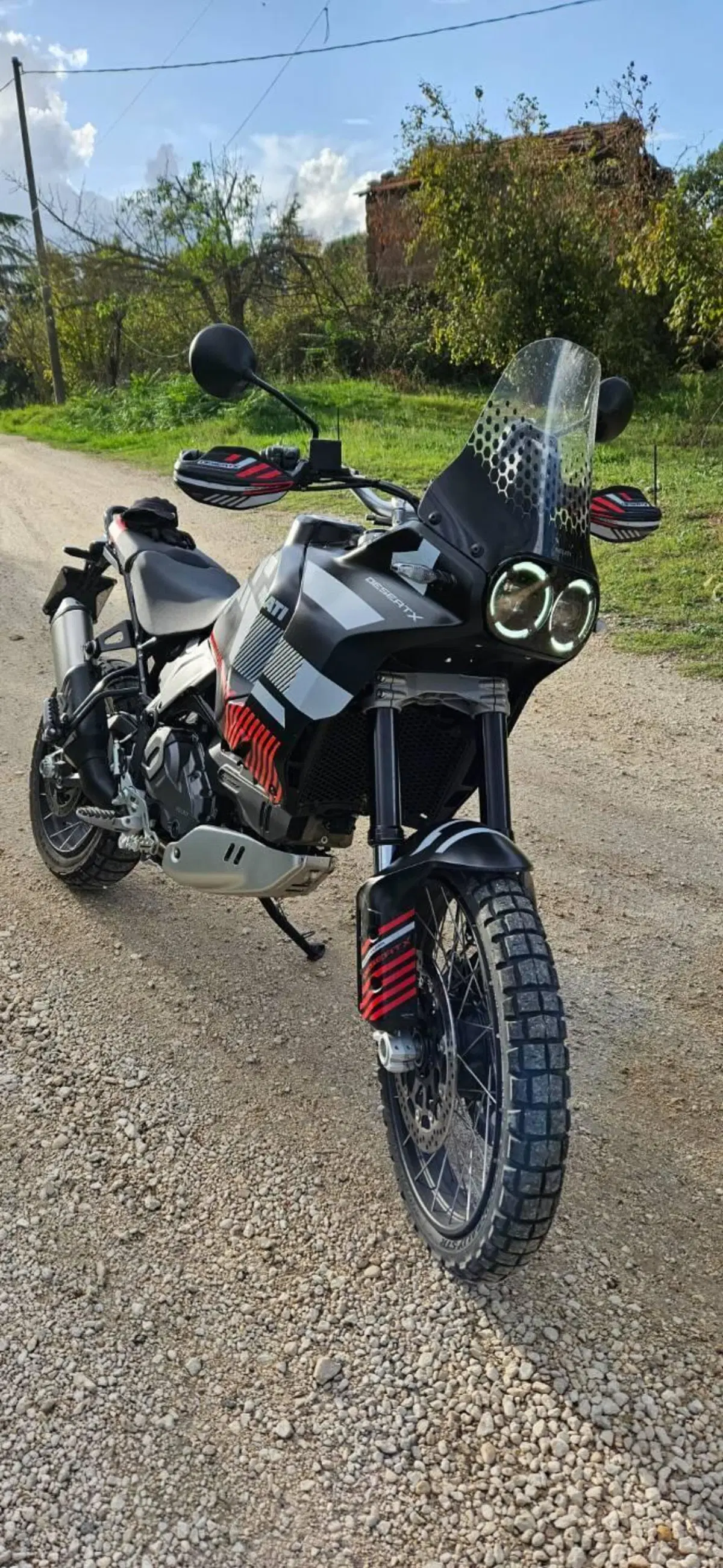 Ducati DesertX (2022 - 25) (5)