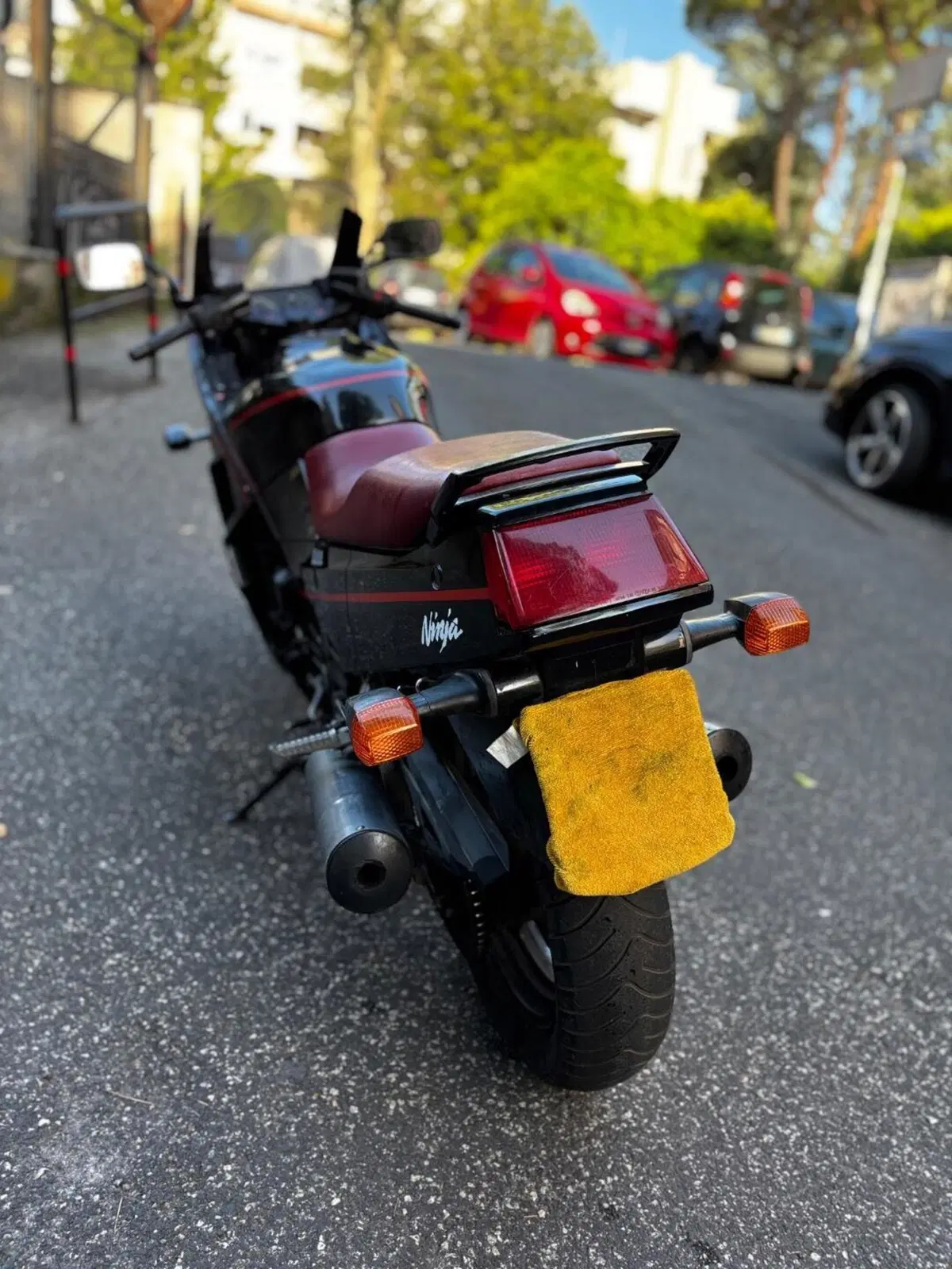 Kawasaki Gpx 750 R Ninja (4)