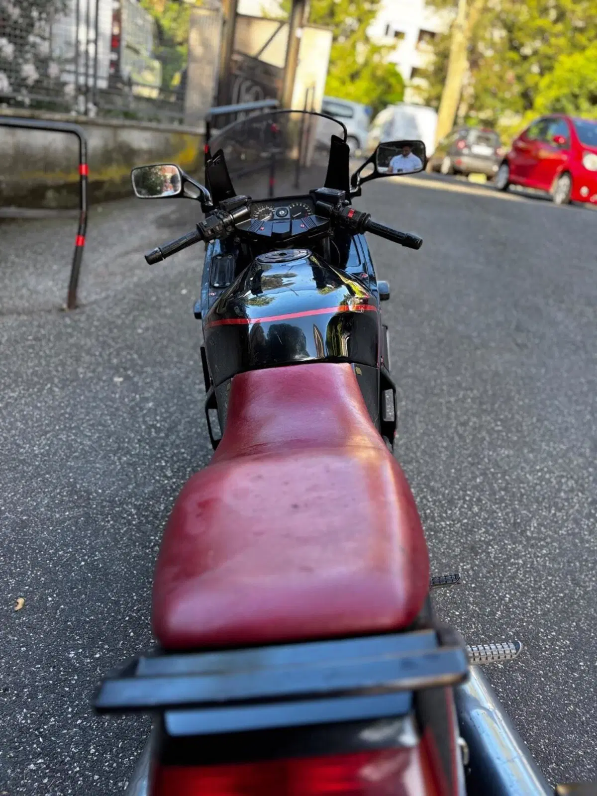 Kawasaki Gpx 750 R Ninja (6)