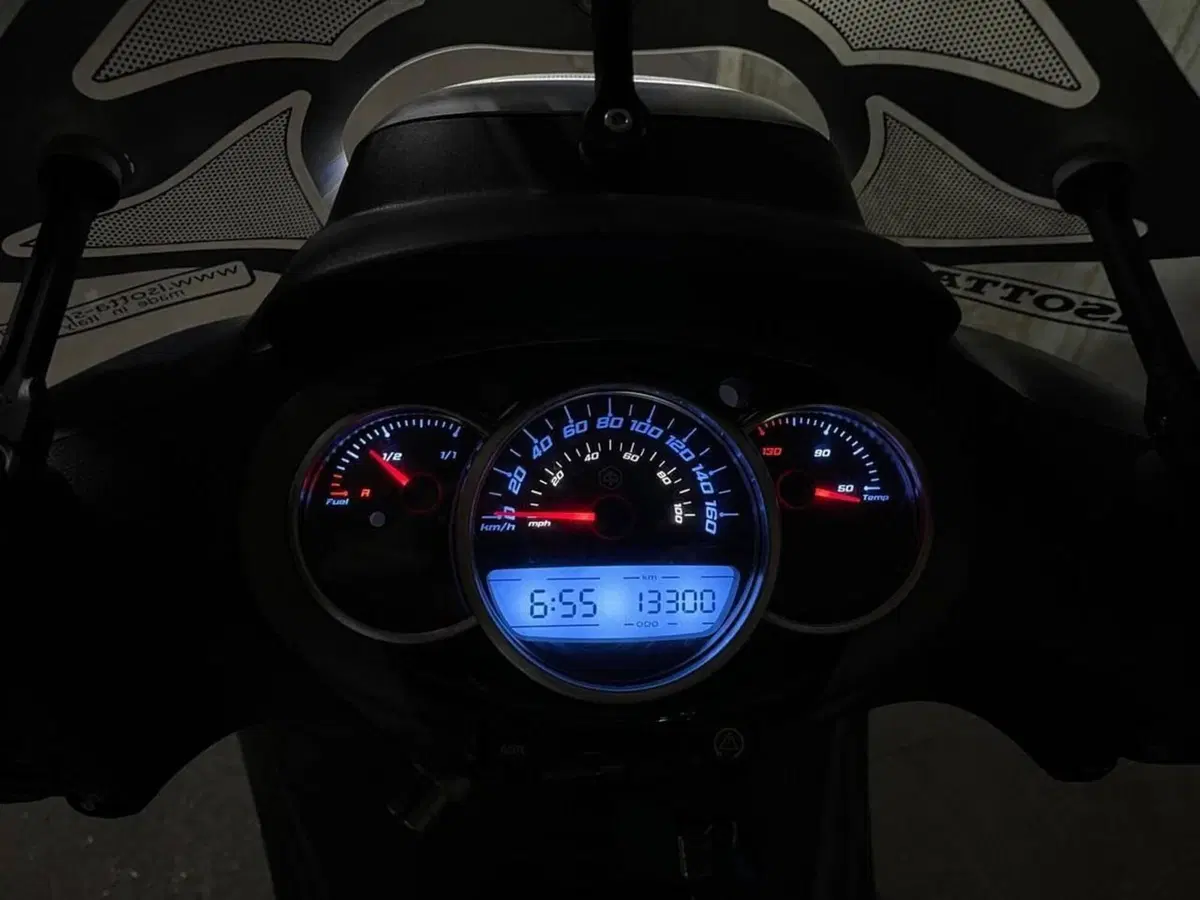 Piaggio Beverly 300 S i.e. ABS-ASR (2016 - 20) (5)