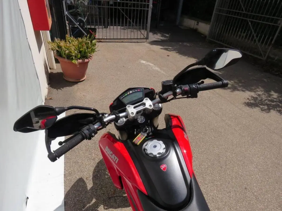 Ducati Hyperstrada 821 (2013 - 15) (11)