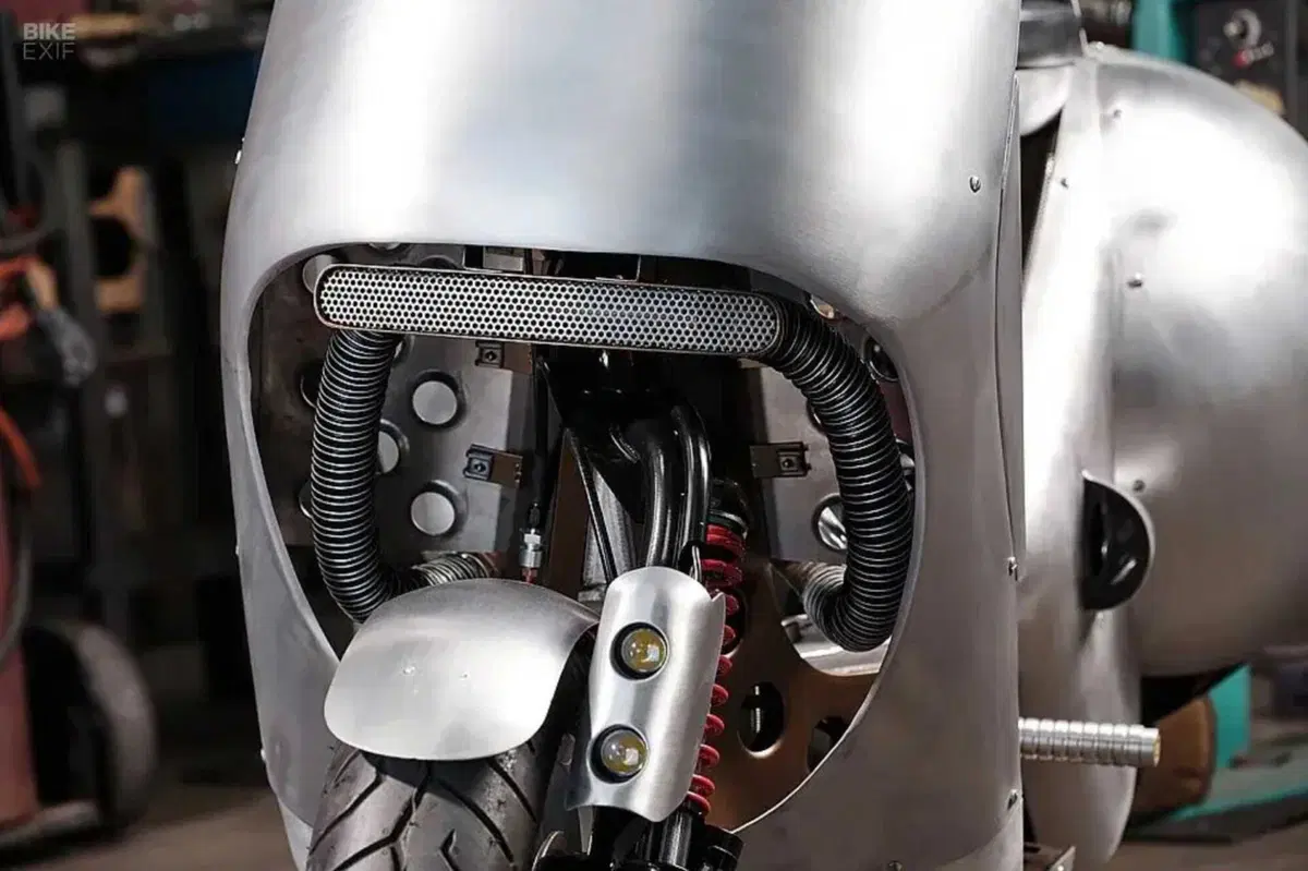 Vespa GT 200 Turbo: lo scooter custom all’ennesima potenza (10)