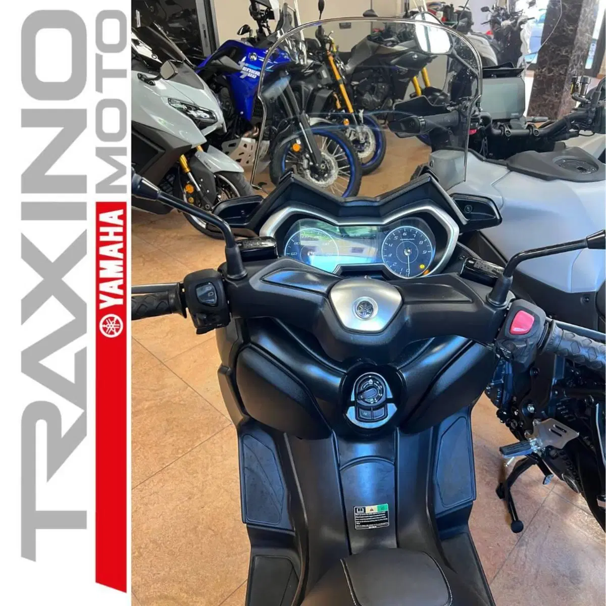 Yamaha X-Max 300 ABS (2017 - 20) (3)