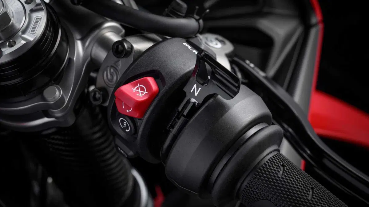 Ducati Superleggera V4 Superleggera V4 Centenario (2026) (11)