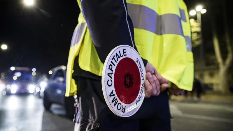 Multe dimezzate a Roma. Autovelox in crisi