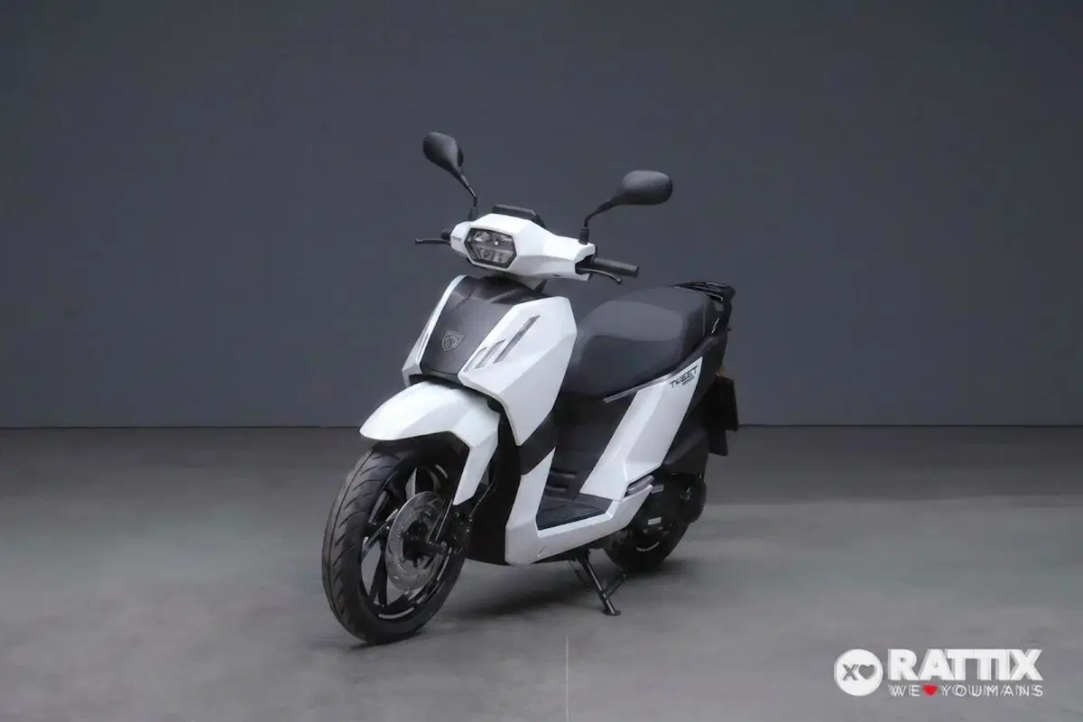Peugeot Tweet 125 FL Active (2025 - 26) (2)