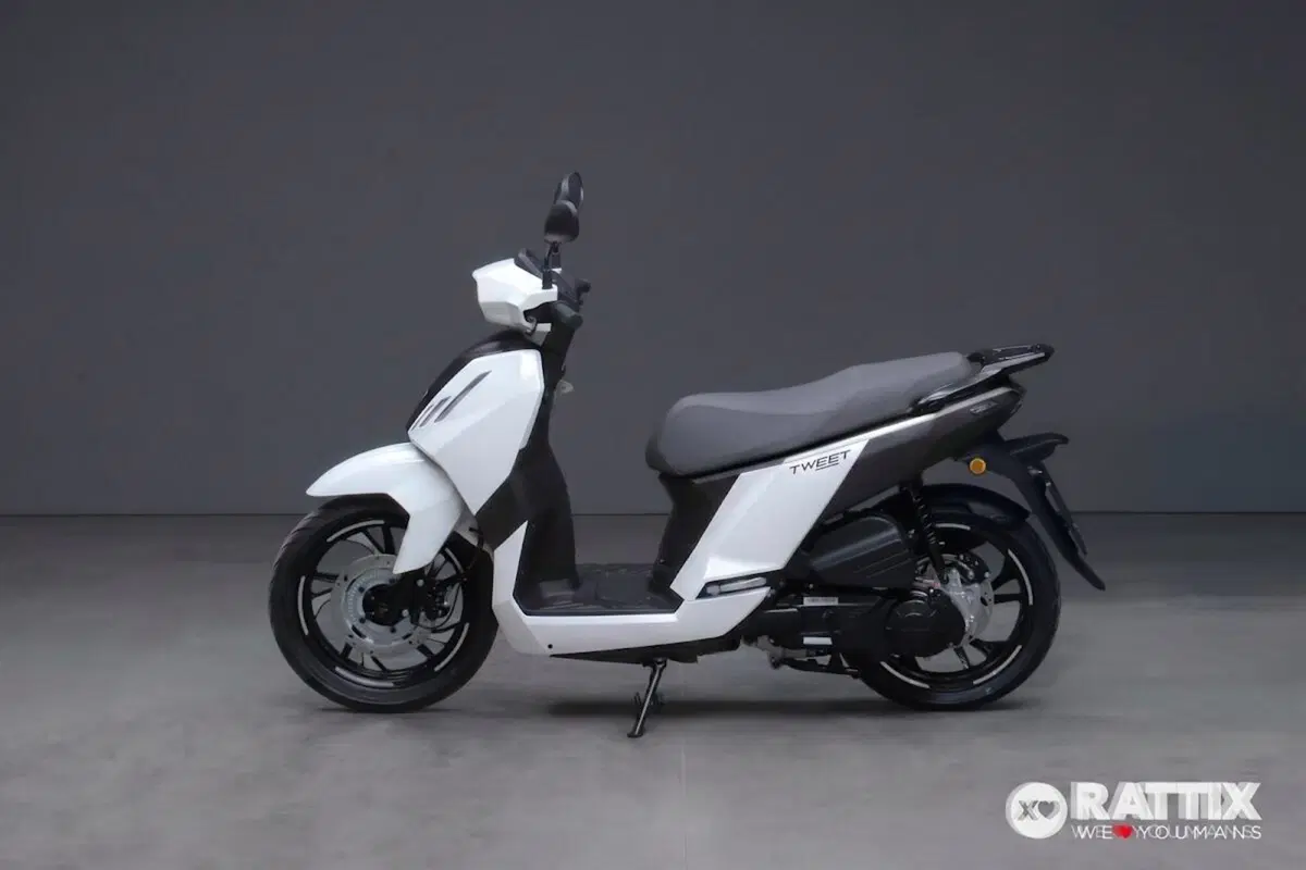 Peugeot Tweet 125 FL Active (2025 - 26) (3)