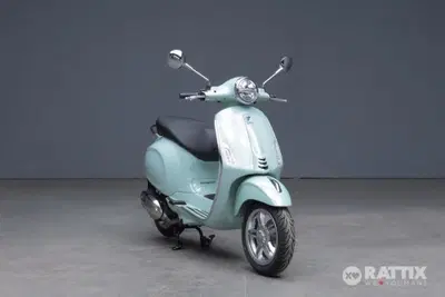Vespa Primavera 125 (2024 - 25) nuova