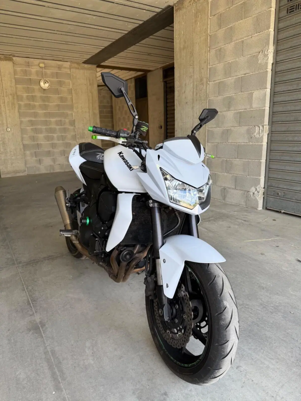 Kawasaki Z 750 (2007 - 14) (2)