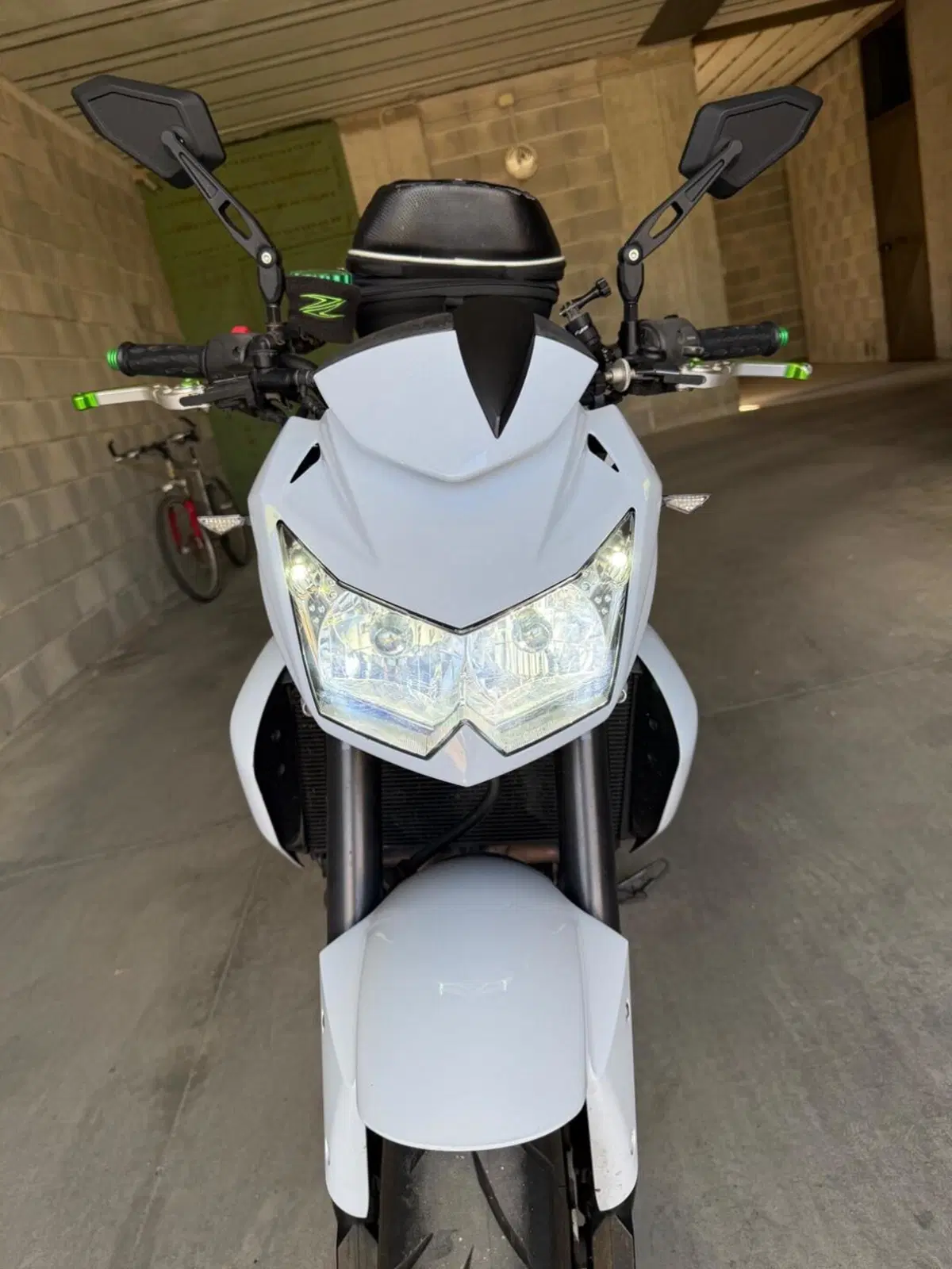 Kawasaki Z 750 (2007 - 14) (9)