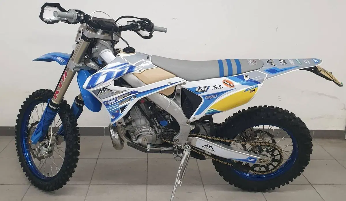 Tm Moto EN 300 Fi ES 2T (2023) (2)