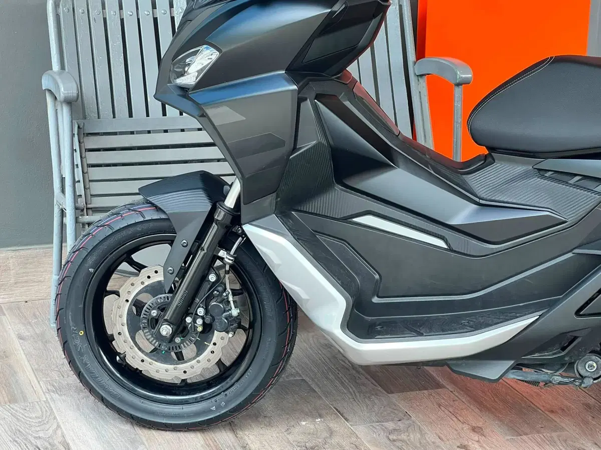 Aprilia SR GT 125 (2022 - 24) (7)