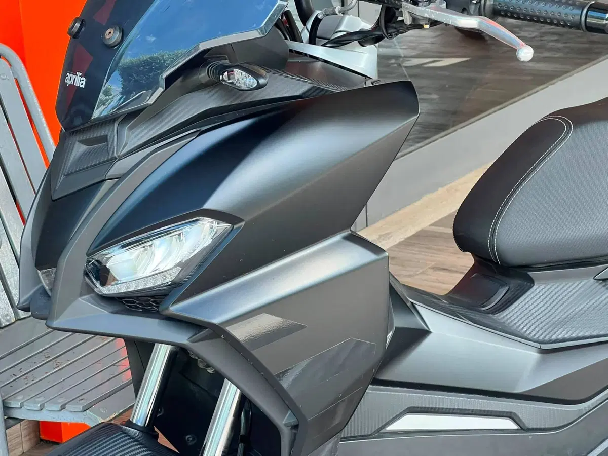 Aprilia SR GT 125 (2022 - 24) (9)