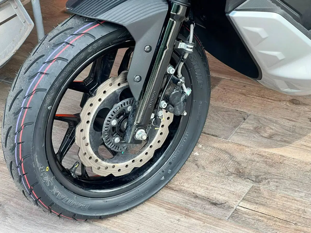 Aprilia SR GT 125 (2022 - 24) (12)