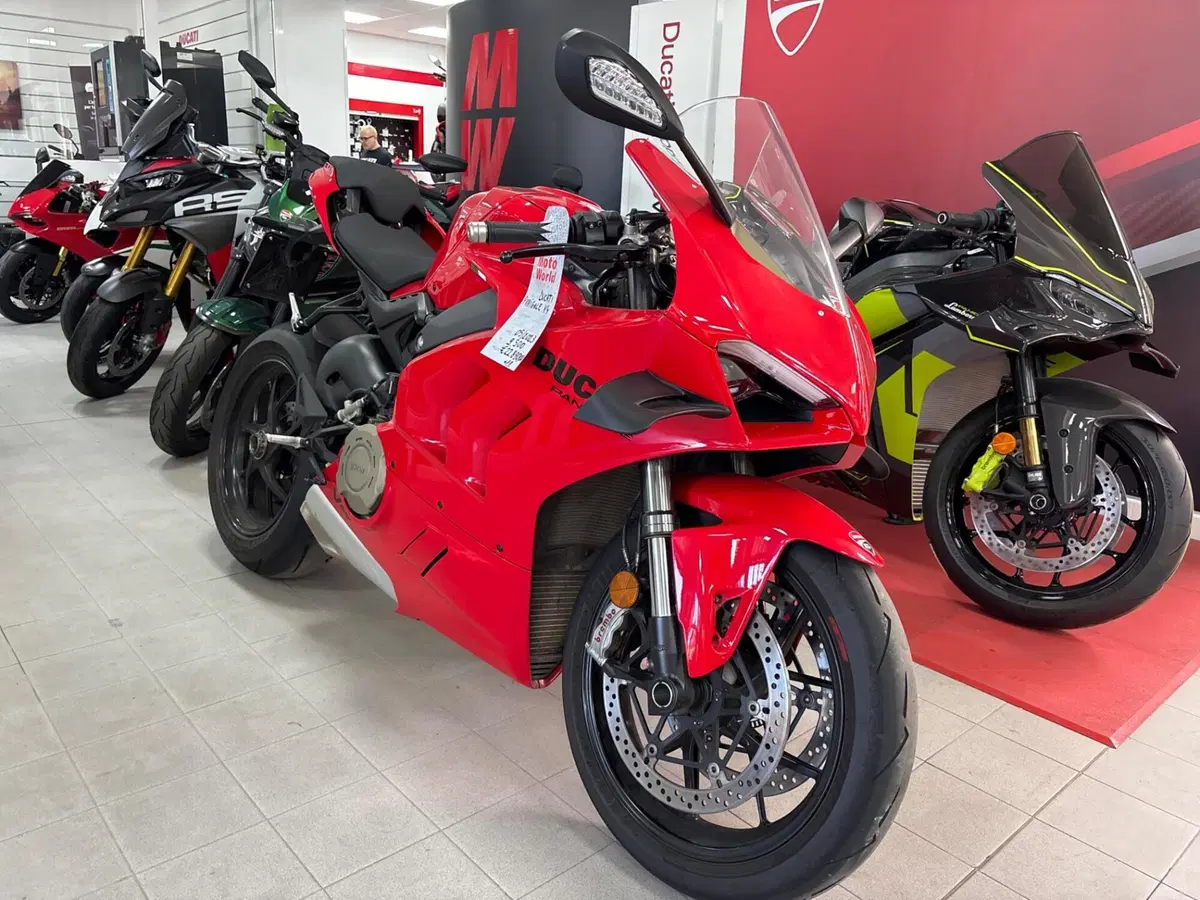 Ducati Panigale V4 (2022 - 24) (2)