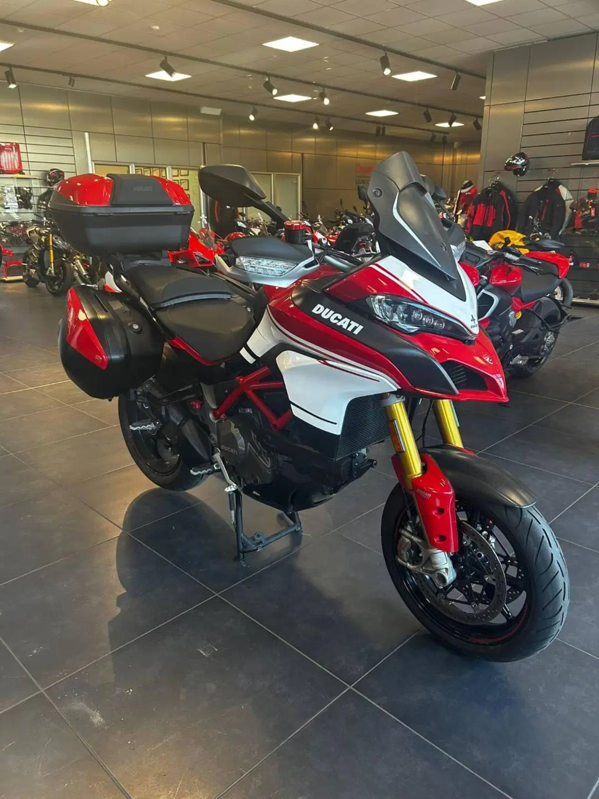 Ducati Multistrada 1200 S Pikes Peak (2016 - 17)