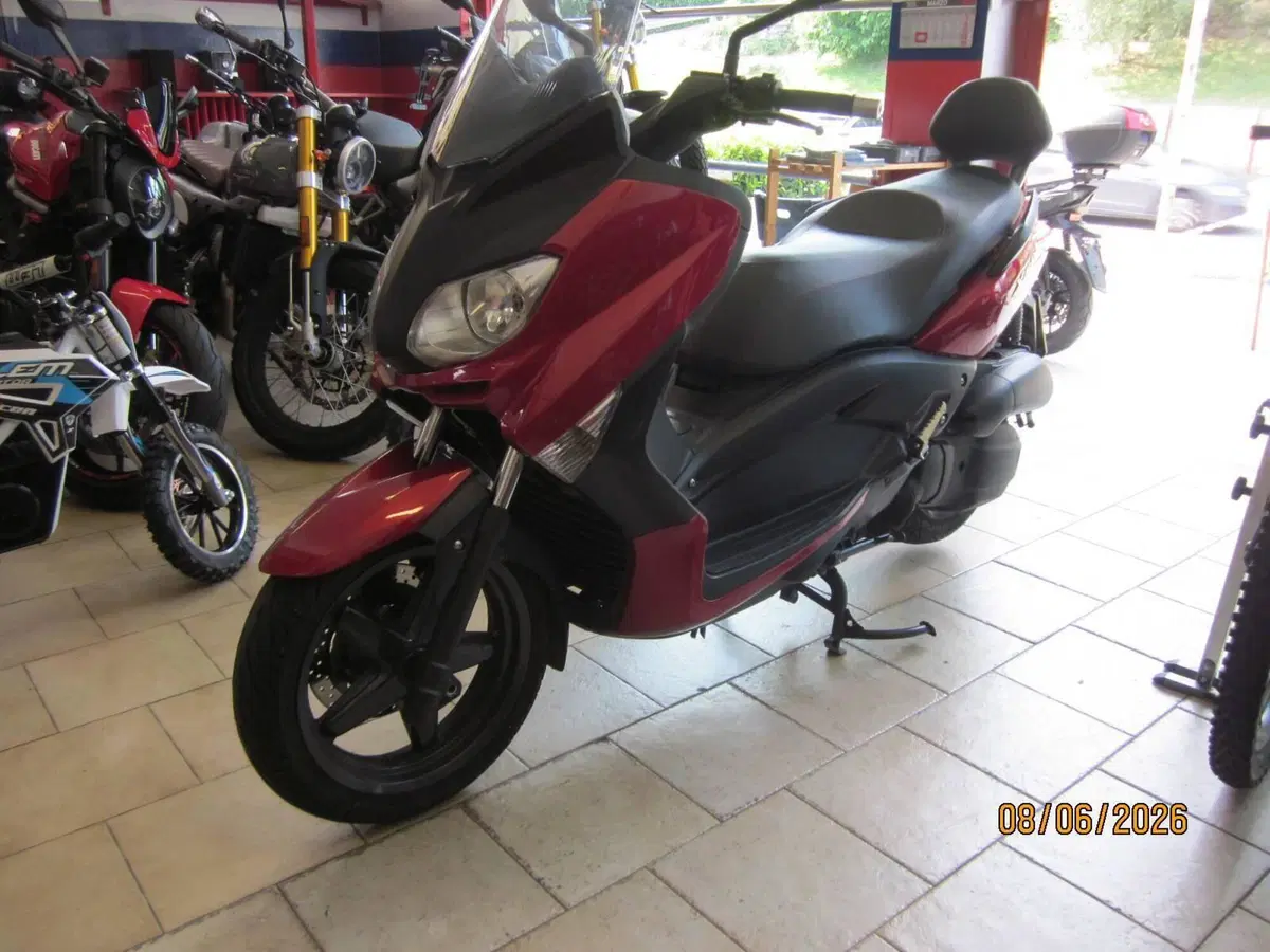 Yamaha X-Max 125 ABS (2011 - 13) (3)