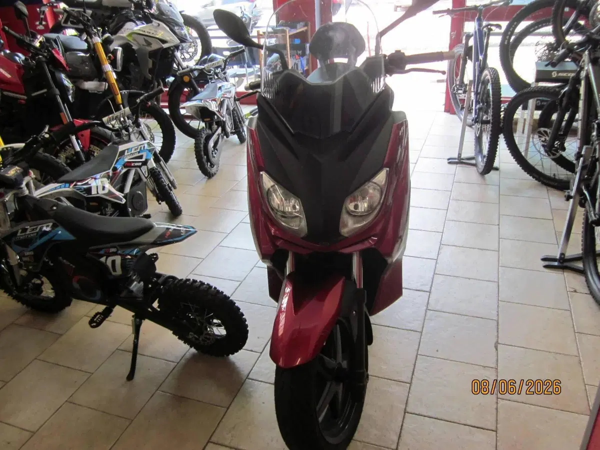 Yamaha X-Max 125 ABS (2011 - 13) (6)
