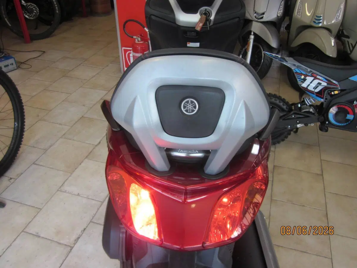 Yamaha X-Max 125 ABS (2011 - 13) (10)