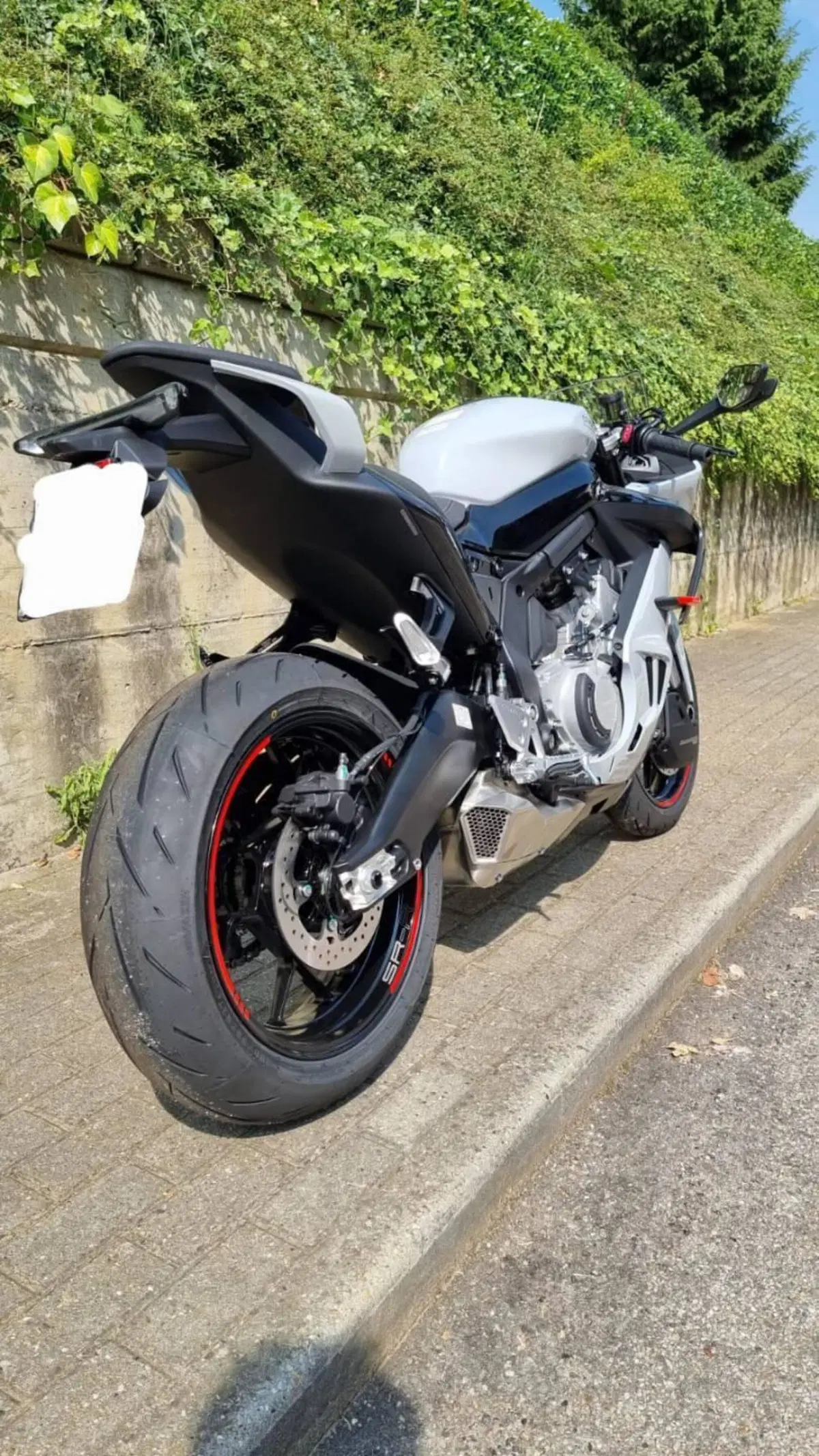 CFMOTO 675SR-R (2025 - 26) (2)