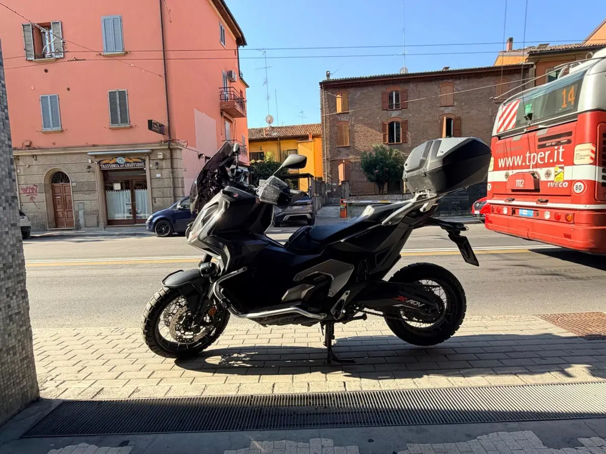 Honda X-ADV 750 DCT Adventure (2021 - 24)